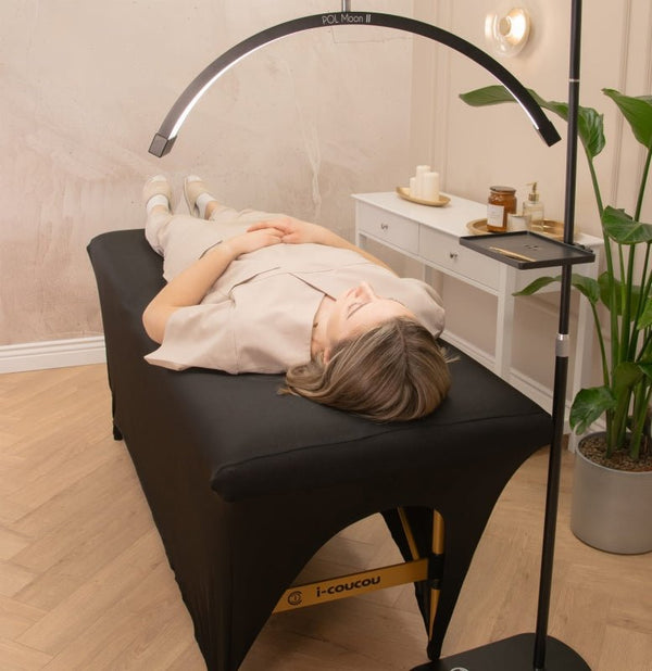 Prześcieradło na łóżko SPACE kosmetyczne z wycięciem na nogi - Studio Bay